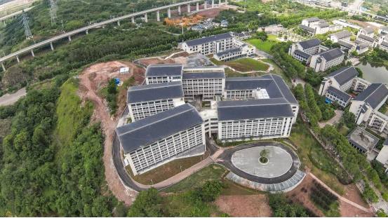 重庆工程职业技术学院幕墙工程