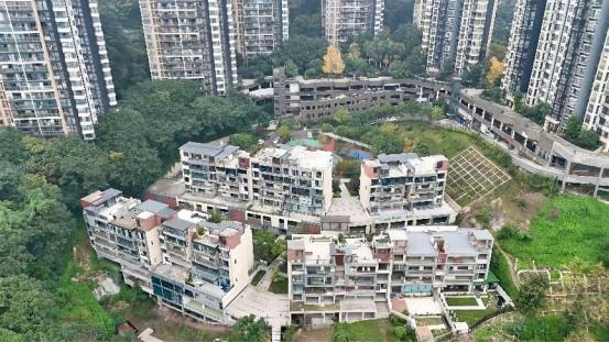 鹅岭春语江山门窗及栏杆工程